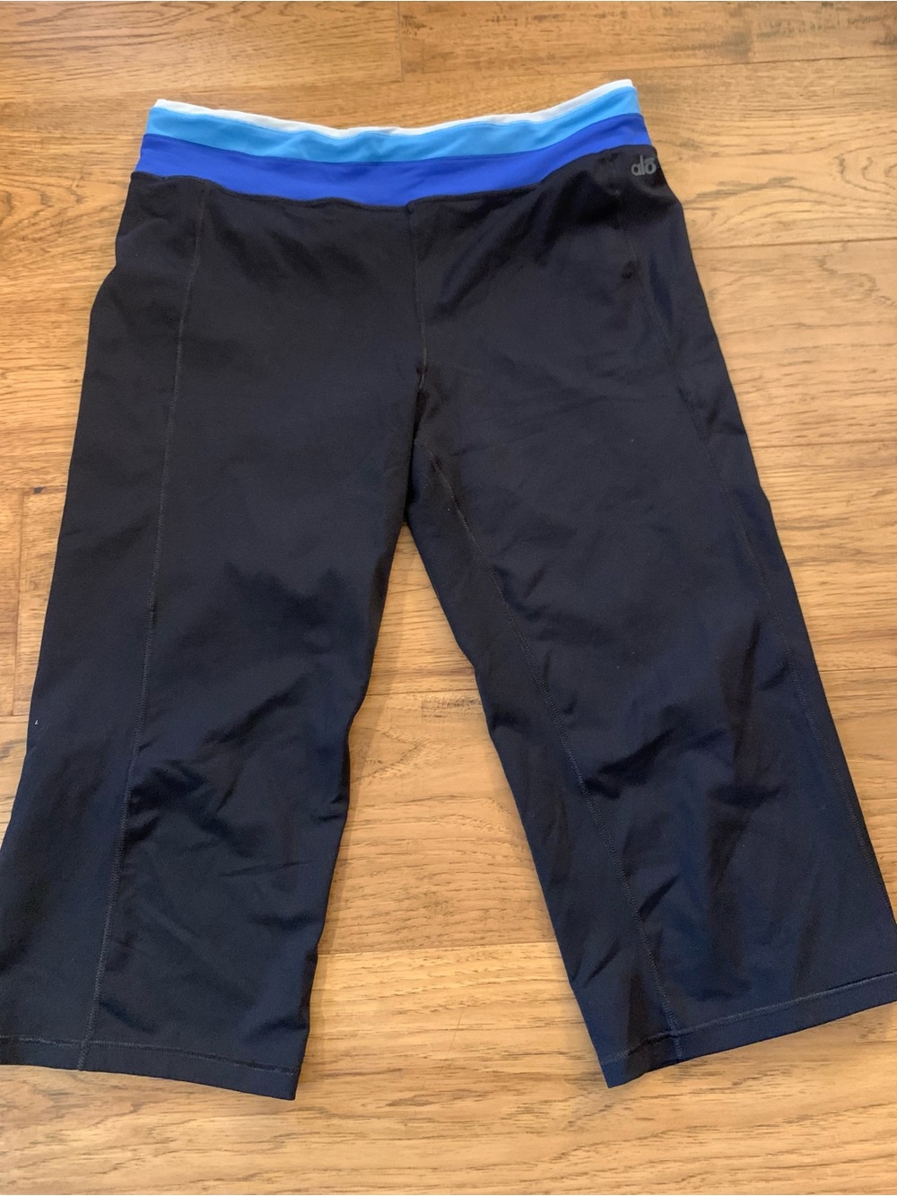 ALO Yoga Black Capris with Blue Ombre Waistband